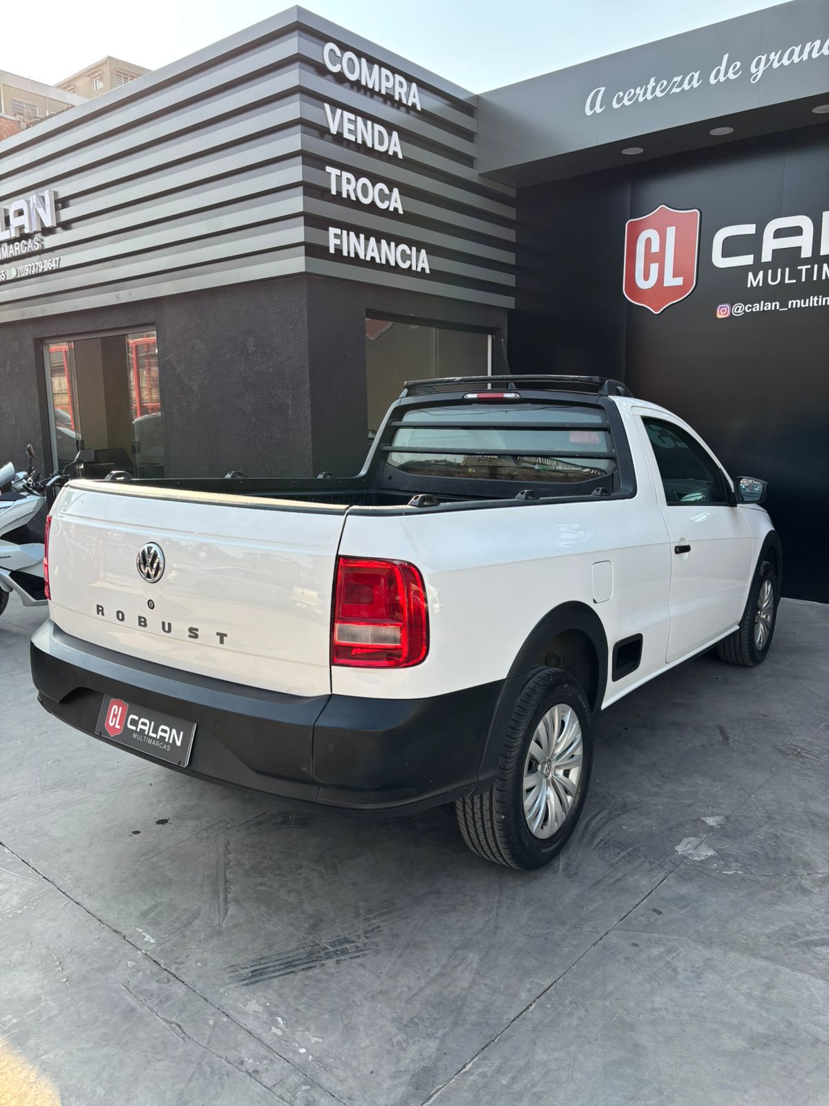 Volkswagen Saveiro Robust 1.6 Total Flex 8V 2023