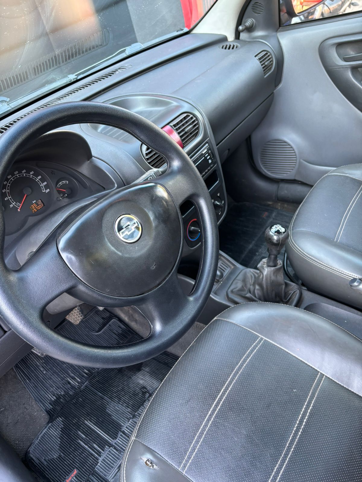 Chevrolet Montana 1.4 8V Conquest Econoflex 2p 2010