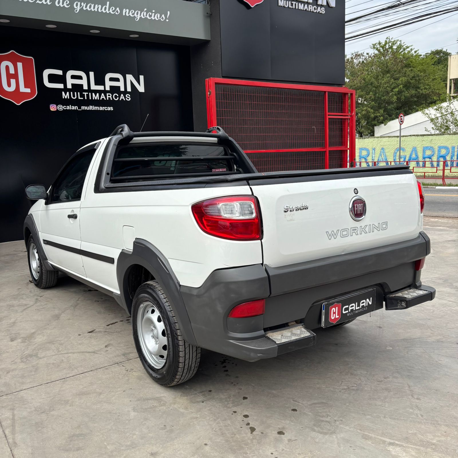 Fiat Strada Working 1.4 MPI Fire Flex 8V Cabine Simples 2016