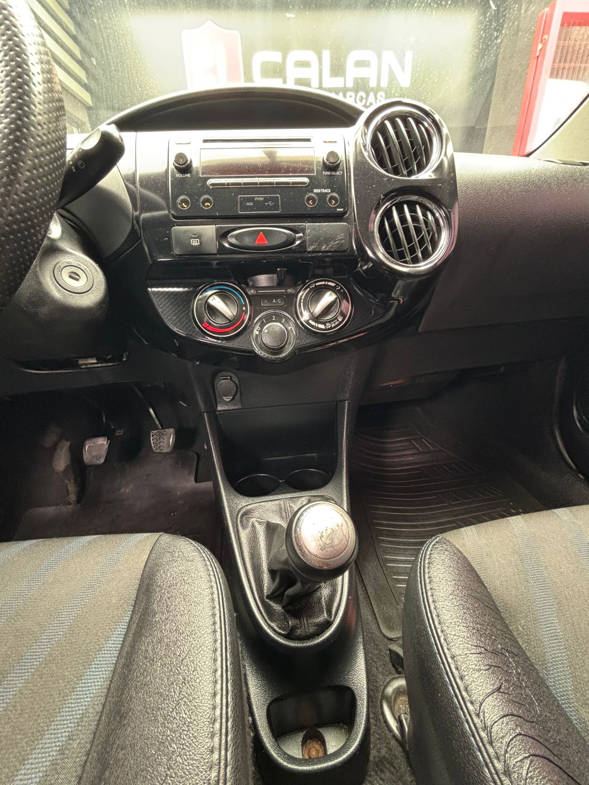 Toyota Etios XS 1.5 Flex 16V 5p Manual 2016