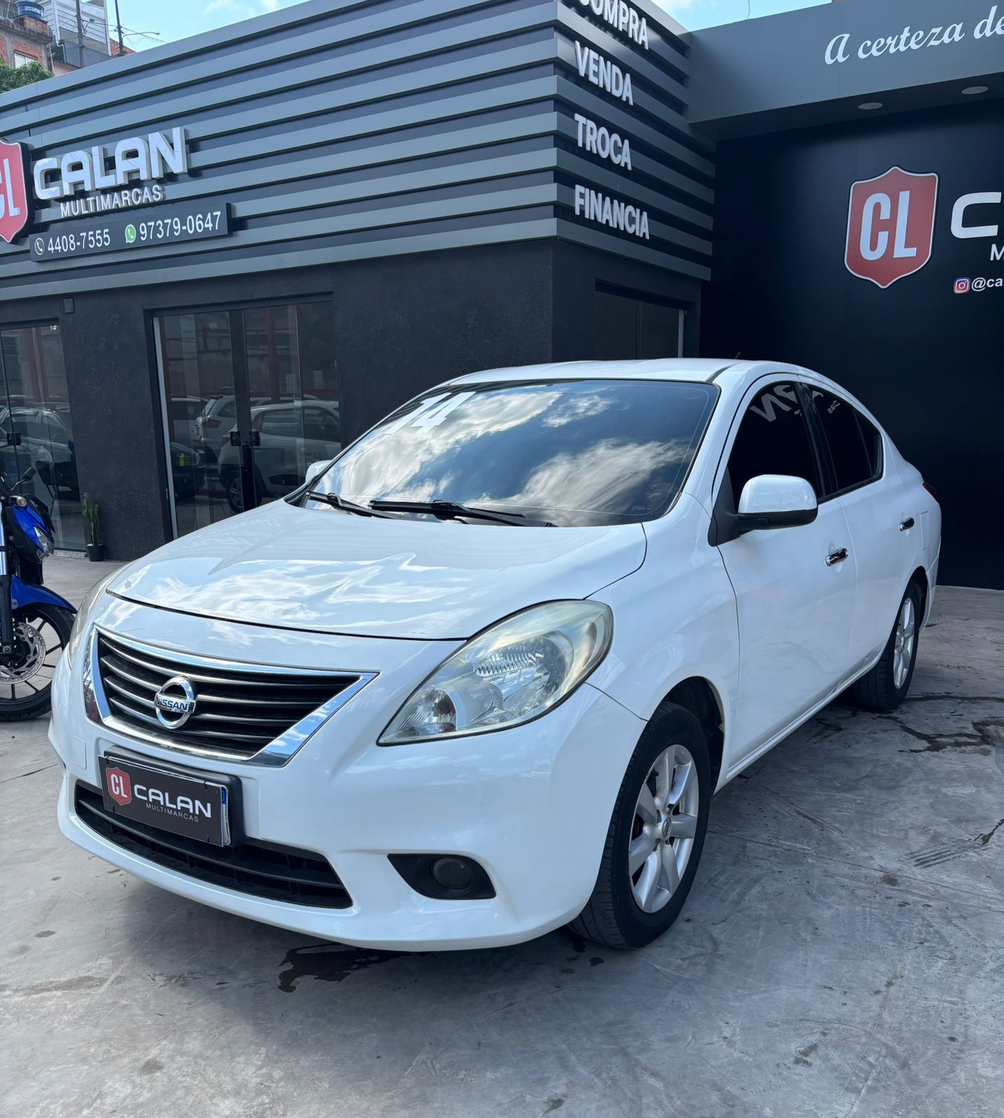 Nissan Versa SL 1.6 16V Flex Fuel Manual 2014