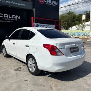 Nissan Versa SL 1.6 16V Flex Fuel Manual 2014