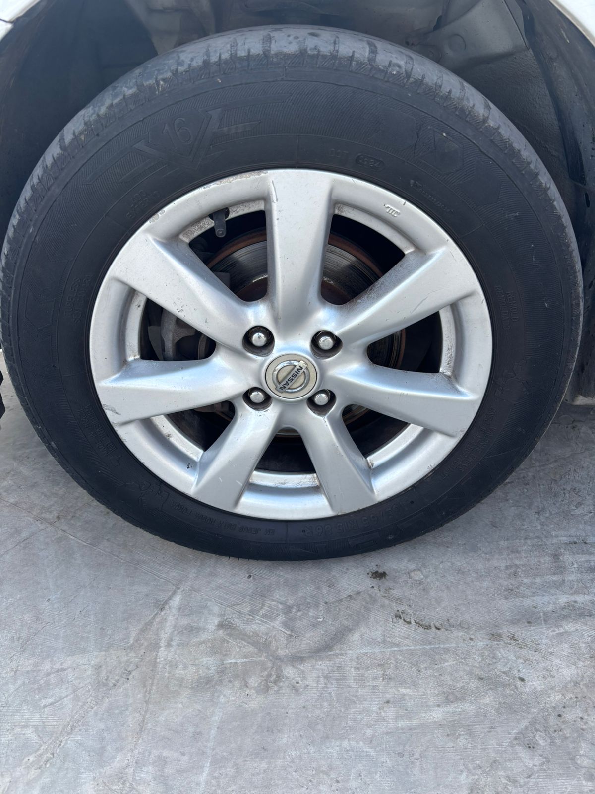 Nissan Versa SL 1.6 16V Flex Fuel Manual 2014