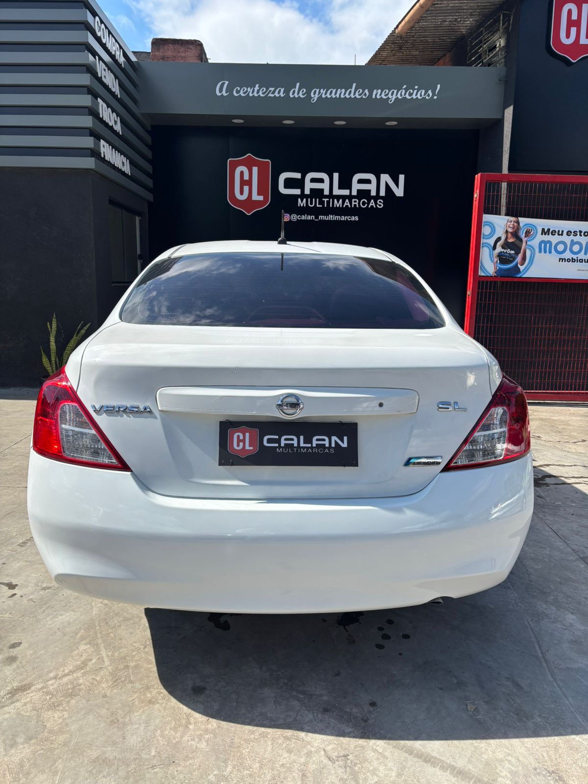 Nissan Versa SL 1.6 16V Flex Fuel Manual 2014